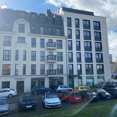 Przytulne W Centrum I Parking Podziemny Gratis Apartman